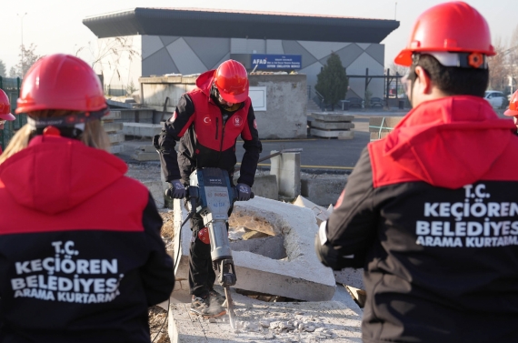 Afet gönüllülerine teorik ve uygulamalı eğitim