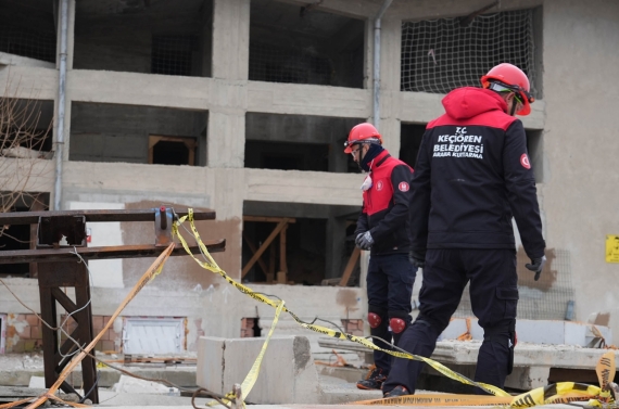 Afet gönüllülerine teorik ve uygulamalı eğitim