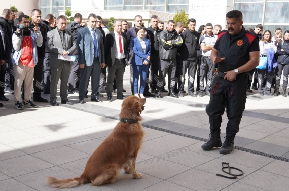 Güvenlik personeline afet farkındalık ve yangın eğitimi