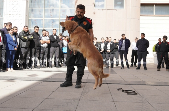 Güvenlik personeline afet farkındalık ve yangın eğitimi