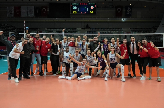 Kadın Voleybol Takımından 3-0’lık Galibiyet