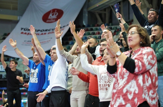 Kadın Voleybol Takımından 3-0’lık Galibiyet