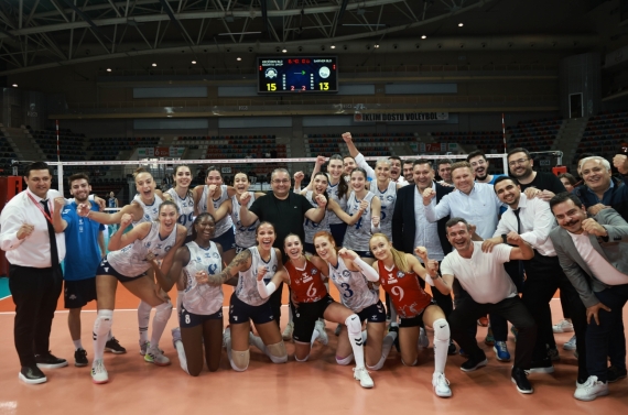 Kadın voleybol takımından ilk maç ilk galibiyet