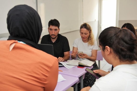 Keçiören Belediyesi üniversite tercihlerinde gençlerin yanında