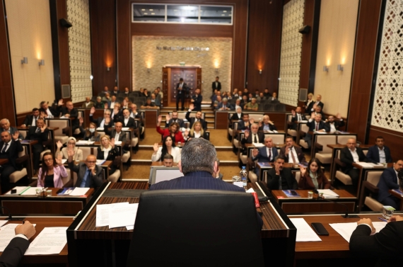 Keçiören’de yabancı tabelaya geçit yok