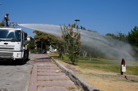 Parklar doğa dostu gübreyle yeşilleniyor