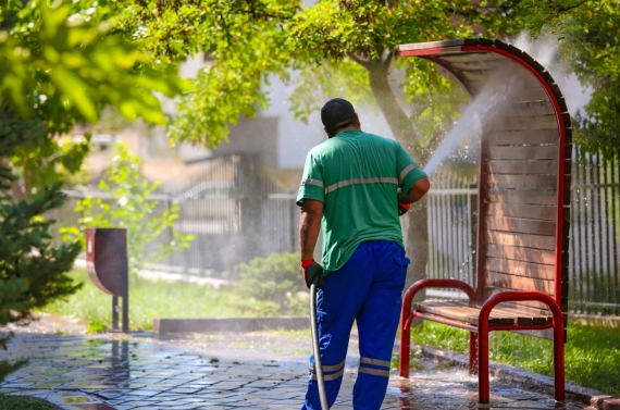 Sağlık ocakları ve camiler temizleniyor